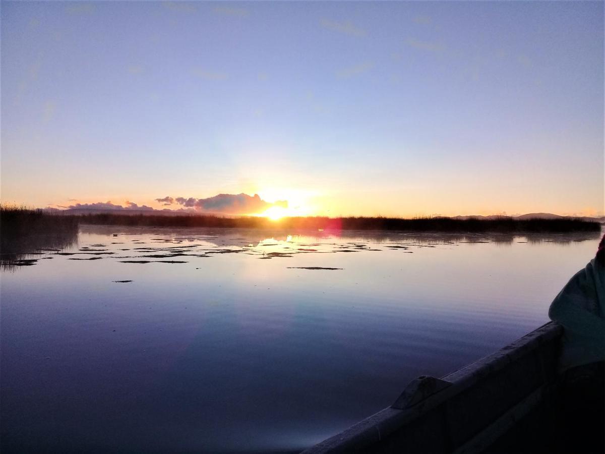 Alojamiento Flotante Del Titicaca Albergue Puno Exterior foto